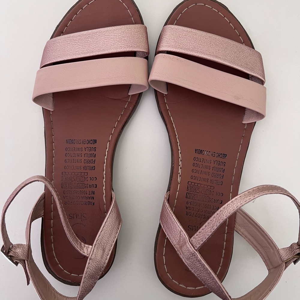 Women’s Sandals 🌸 - Picture 3 of 6